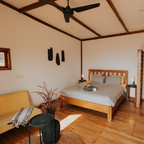 DISINI LOMBOK, BUNGALOW MENTAWAI, SELONG BELANAK,